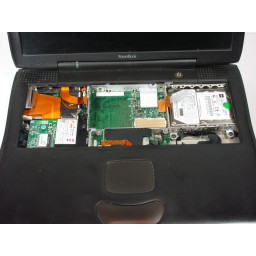 Замена жесткого диска Apple PowerBook G3 400